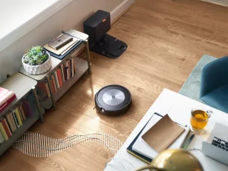 iRobot Roomba j7+ robotstofzuiger j7558