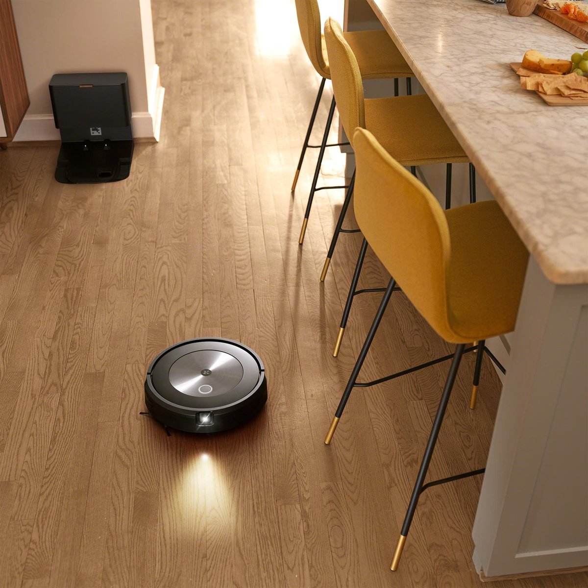 iRobot Roomba j7+ robotstofzuiger j7558