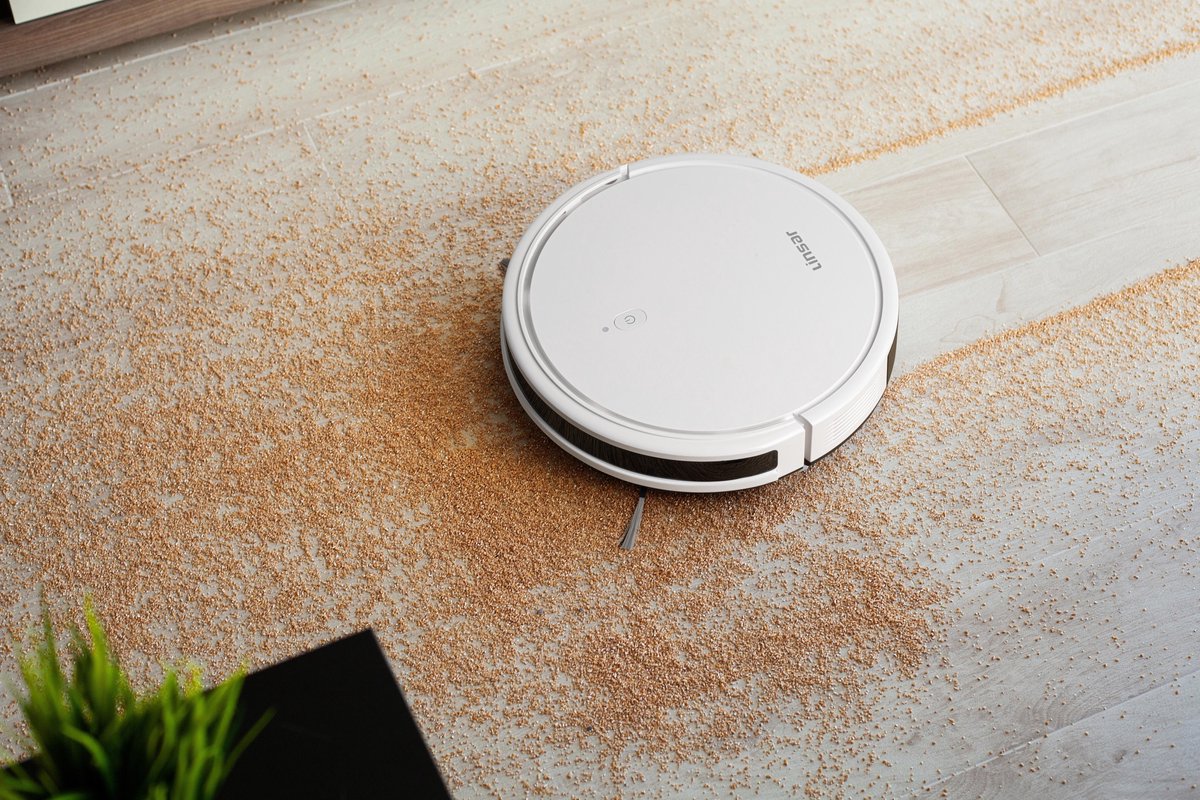 Linsar Robotstofzuiger met Laadstation