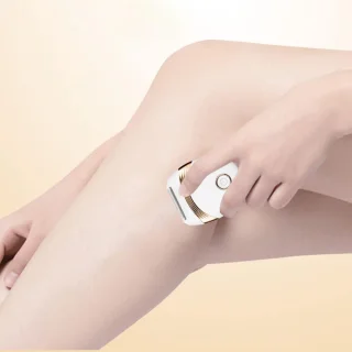 Elektrisch Scheerapparaat voor Vrouwen - Draagbaar en Waterdicht Scheerapparaat voor Bikini, Benen, en Gevoelige Gebieden