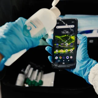 Crosscall CORE-M6 smartphone