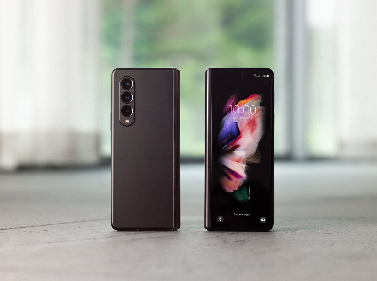 Samsung Galaxy Z Fold 4 1TB Phantom Black 5G