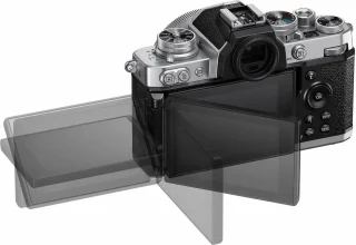 Nikon Z FC Kit w/ 28mm f/2.8 SE