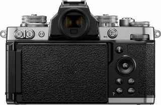 Nikon Z FC Kit w/ 28mm f/2.8 SE