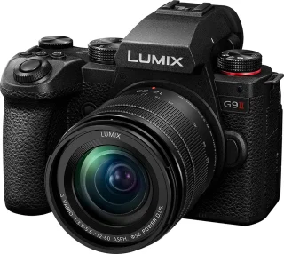 Panasonic DC-G9 II + LUMIX G 12-60mm f/3.5-5.6