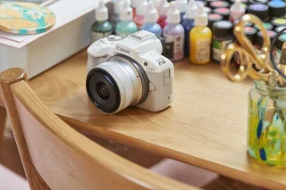 Canon EOS R50 Wit + RF-S 18-45mm IS STM Kit