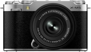 Fujifilm X-M5 Kit XC 15-45mm Zilver