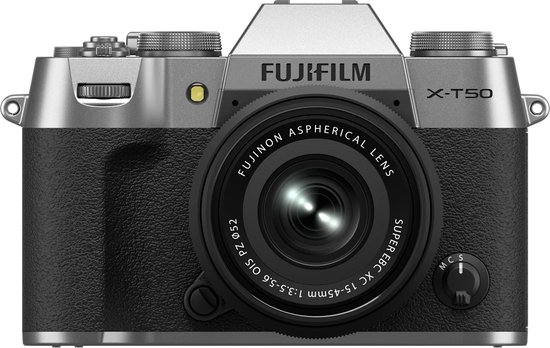 Fujifilm X-T50 systeemcamera met XC15-45mm lens zilver review