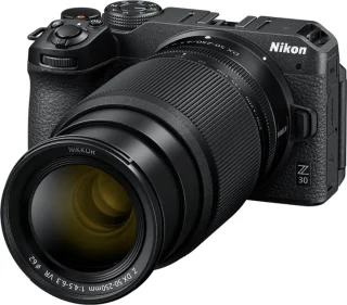 Nikon Z30 systeemcamera met NIKKOR Z 18-140mm lens
