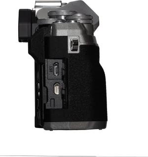 Olympus OM-D E-M10 Mark IV Systeemcamera + ED 14-42mm EZ Lens Zilver