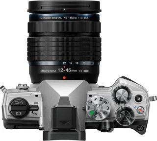 OM SYSTEM OM-5 Systeemcamera met 12-45mm Lens Zwart/Zilver