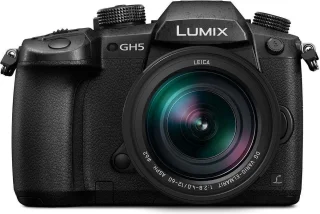 Panasonic DMC GH5 Body + 12-60mm Zwart