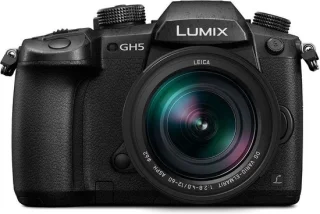 Panasonic DMC GH5 Body + 12-60mm Zwart
