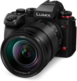 Panasonic LUMIX DC-S1II + LUMIX S 24-105mm lens