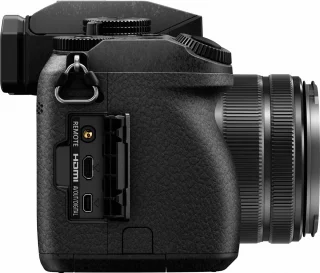 Panasonic Lumix DMC-G7 + 14-42mm Lens Zwart
