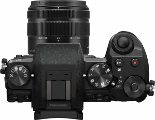 Panasonic Lumix DMC-G7 + 14-42mm Lens Zwart