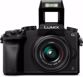 Panasonic Lumix DMC-G7 + 14-42mm Lens Zwart