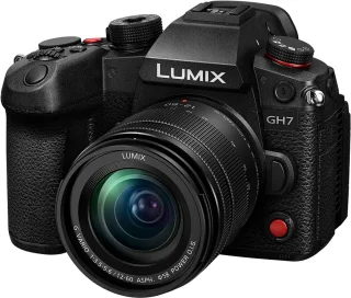 Panasonic LUMIX GH7 + 12-60mm lens