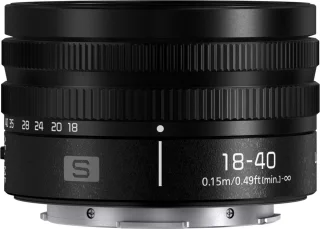 Panasonic LUMIX S5D + S 18-40mm lens Black