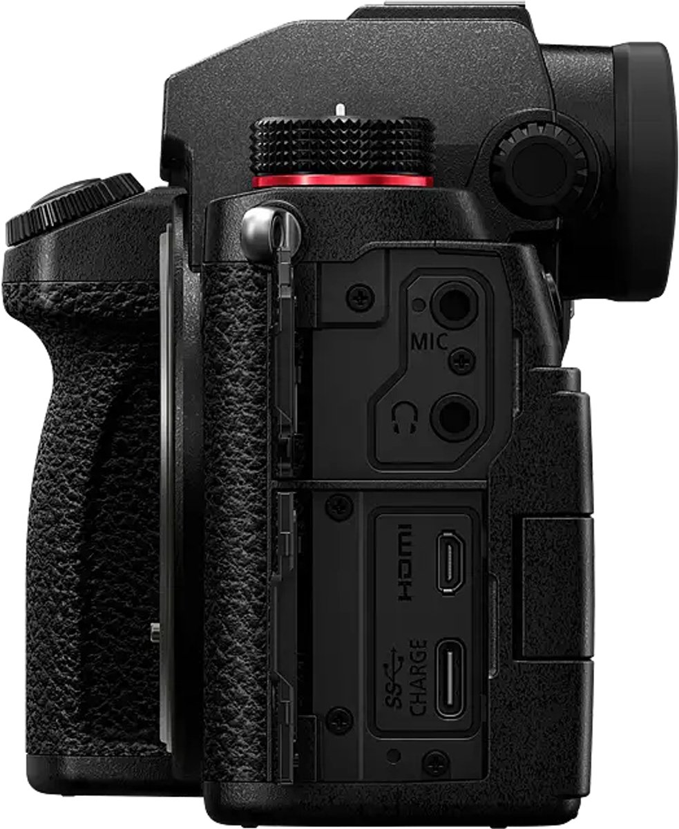 Wat vinden we goed aan de Panasonic LUMIX S5D + S 28-200mm f/4-7.1 Black