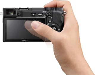 Sony A6400 + E PZ 16-50mm Lens