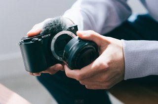 Sony ZV-E10 Compact systeemcamera + 16-50mm lens