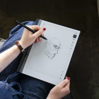 reMarkable 2 Tablet met Marker PLUS en Antraciet Hoes