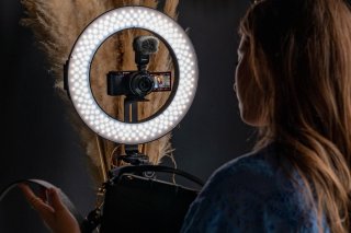 Sony ZV-E10 Systeemcamera + E 16-50mm Lens