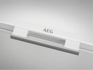 AEG AHB531D1LW Vrieskist Wit