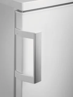 AEG ATB68E7NW Vriezer 88,3L Wit