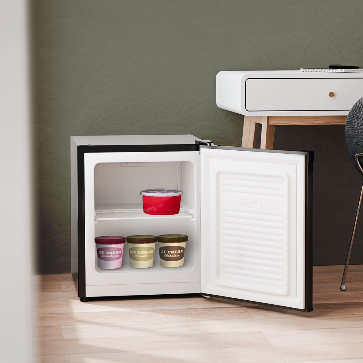 KitchenBrothers Mini Vriezer 33L Vrijstaand Zwart