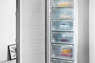 Whirlpool UW8F2YXBIF2 Vriezer 263 l Roestvrijstaal