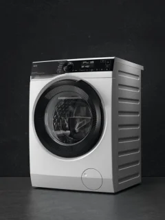 AEG LR7696UD4 7000 Serie ProSteam Wasmachine 9 kg 1600 tpm