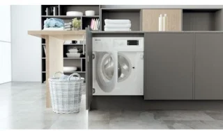 De Bauknecht BI WMBG 71483E DE N inbouw wasmachine in één oogopslag